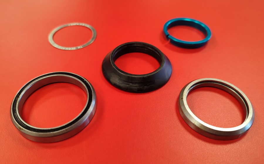 Giant tcr headset hot sale bearings