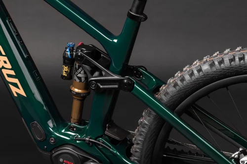 Santa Cruz Vala 90 (day gloss green)