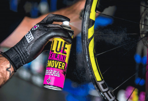 Muc-Off Glue and Sealant Remover (200 ml)