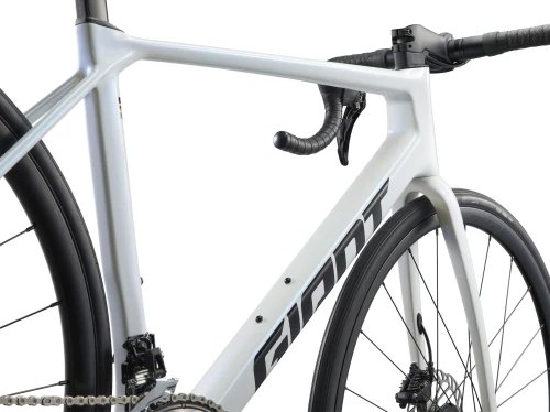 Giant TCR Advanced 2 KOM Illusion White