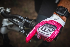 Troy Lee Designs X Sram Radioscape Air Glove