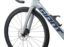 Giant Propel Advanced 2 Supernova