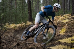 Giant Anthem Advanced SL 3 Carbon/Moon Dust