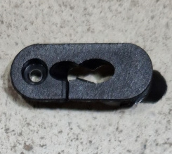 Giant Internal Cable Routing Port Plug (2 Hole 4.2mm/5.2mm)